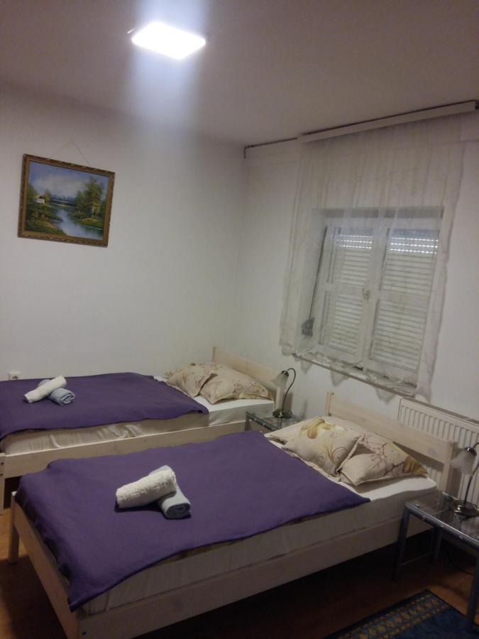 페치 Retro Panzio B&B 외부 사진