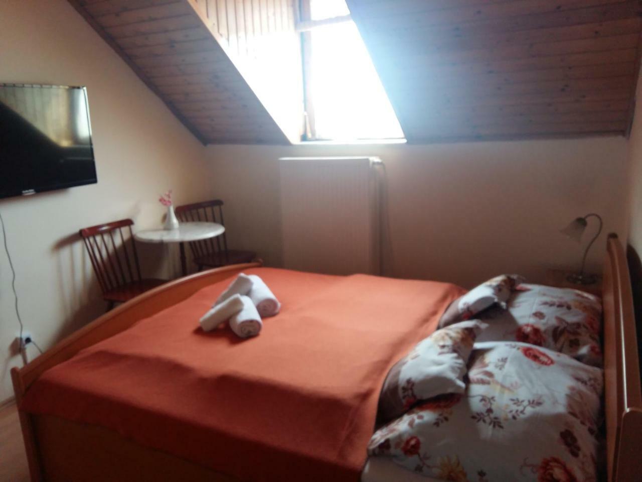 페치 Retro Panzio B&B 외부 사진